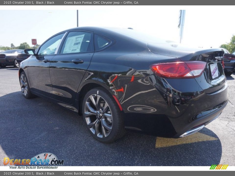 2015 Chrysler 200 S Black / Black Photo #5