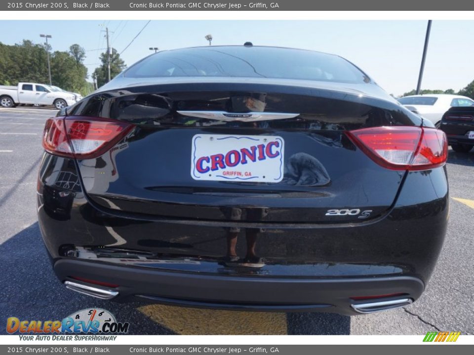 2015 Chrysler 200 S Black / Black Photo #6