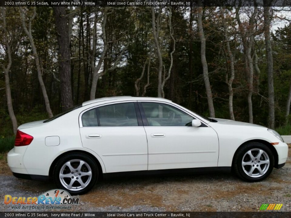 2003 Infiniti G 35 Sedan Ivory White Pearl / Willow Photo #4