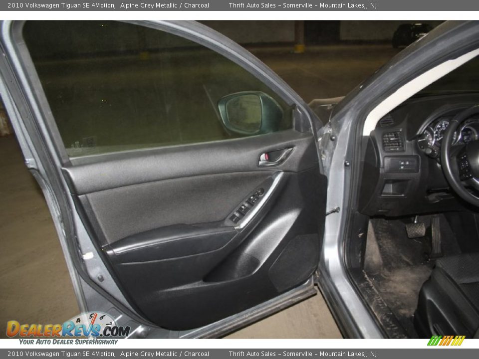 2010 Volkswagen Tiguan SE 4Motion Alpine Grey Metallic / Charcoal Photo #10