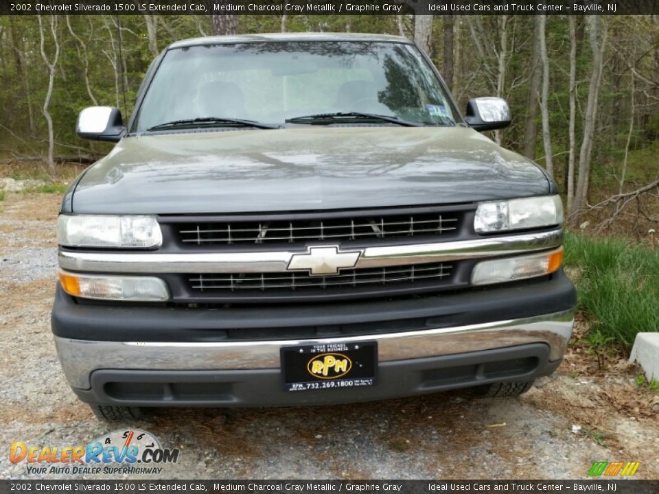 2002 Chevrolet Silverado 1500 LS Extended Cab Medium Charcoal Gray Metallic / Graphite Gray Photo #2