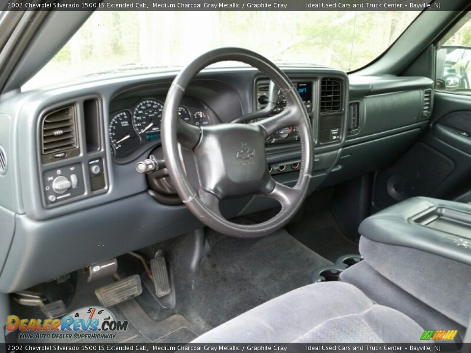 2002 Chevrolet Silverado 1500 LS Extended Cab Medium Charcoal Gray Metallic / Graphite Gray Photo #11