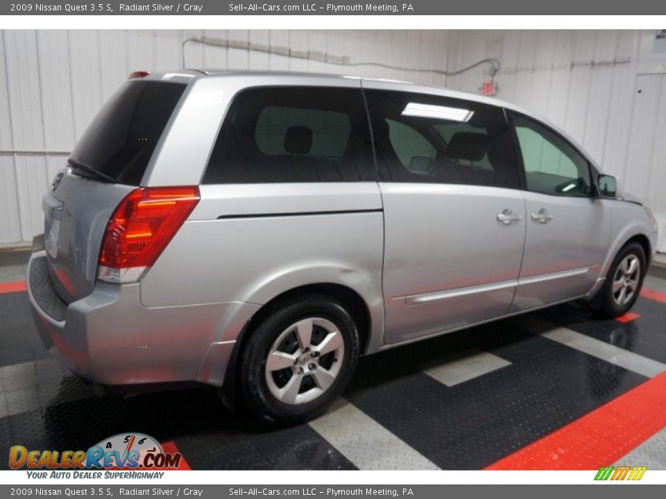 2009 Nissan Quest 3.5 S Radiant Silver / Gray Photo #7