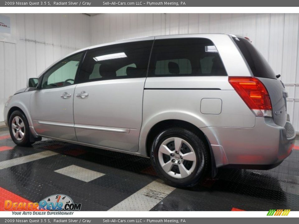 2009 Nissan Quest 3.5 S Radiant Silver / Gray Photo #11