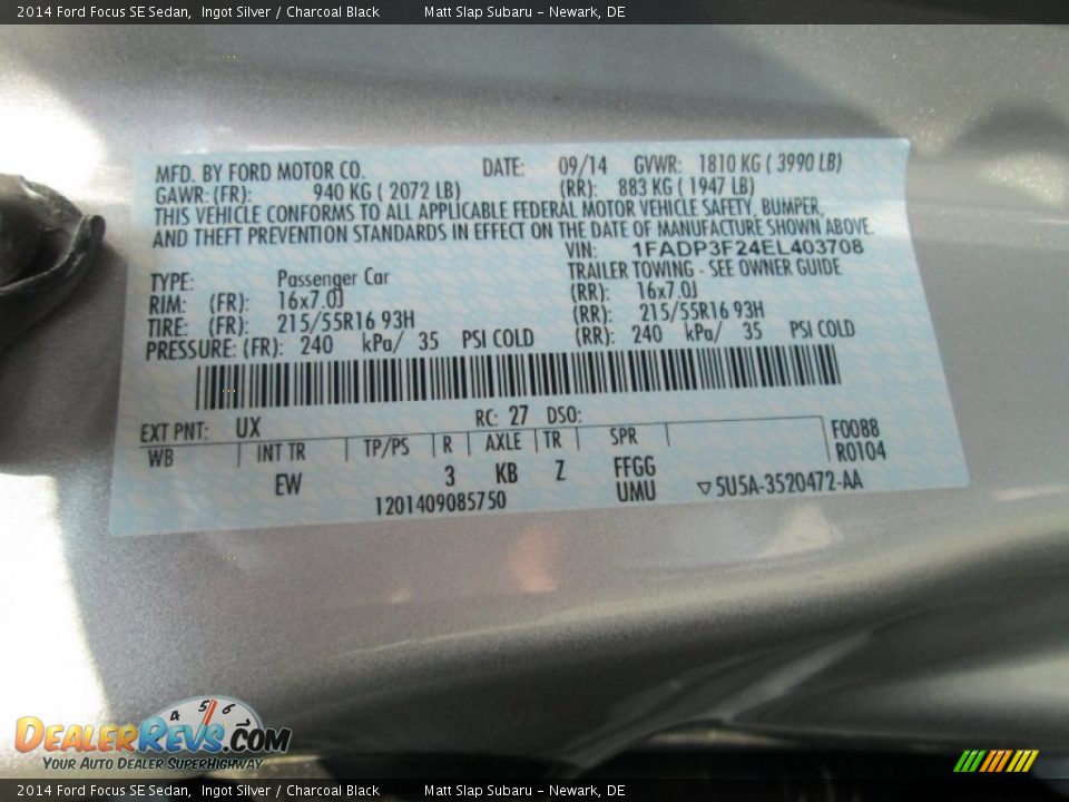 2014 Ford Focus SE Sedan Ingot Silver / Charcoal Black Photo #29