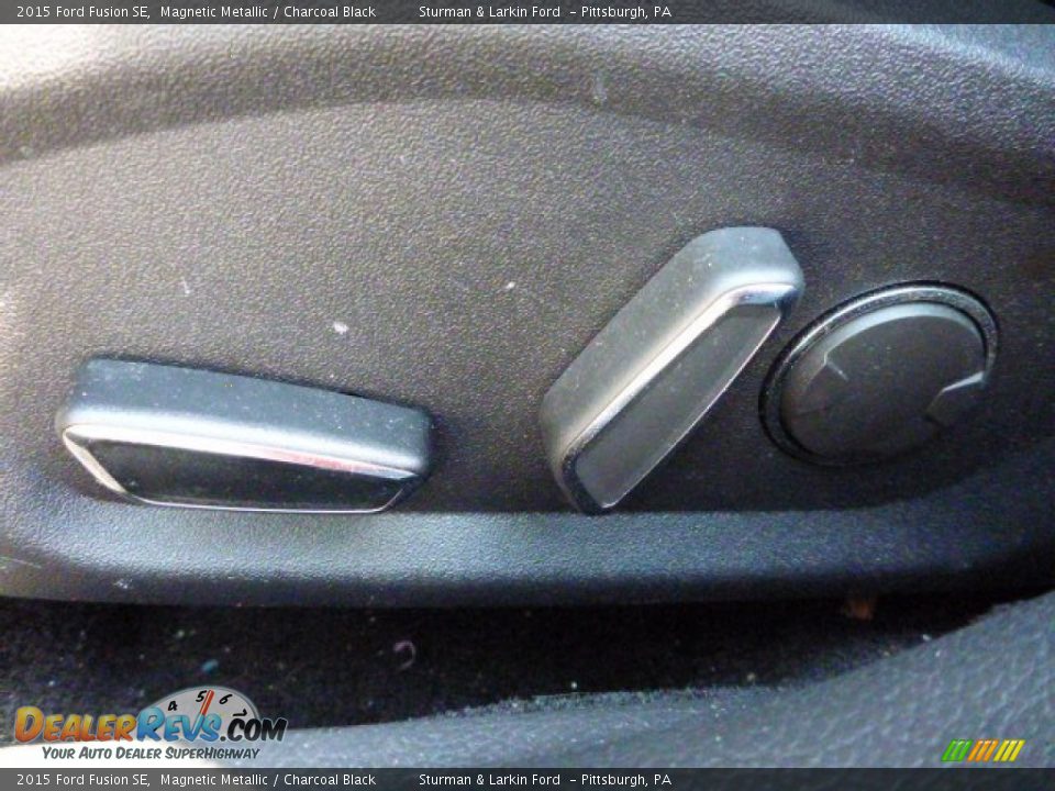 2015 Ford Fusion SE Magnetic Metallic / Charcoal Black Photo #12