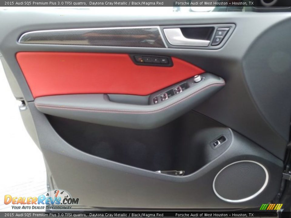 2015 Audi SQ5 Premium Plus 3.0 TFSI quattro Daytona Gray Metallic / Black/Magma Red Photo #10