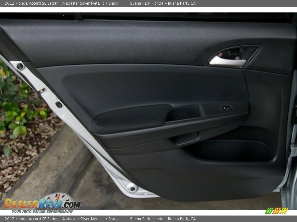 2012 Honda Accord SE Sedan Alabaster Silver Metallic / Black Photo #22