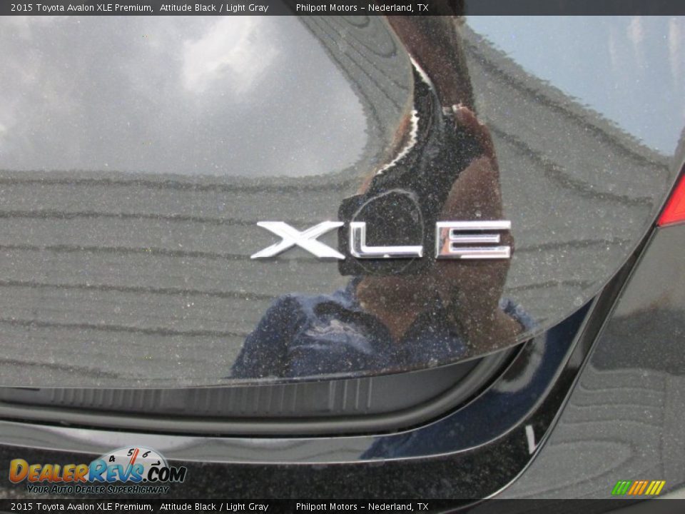 2015 Toyota Avalon XLE Premium Attitude Black / Light Gray Photo #14