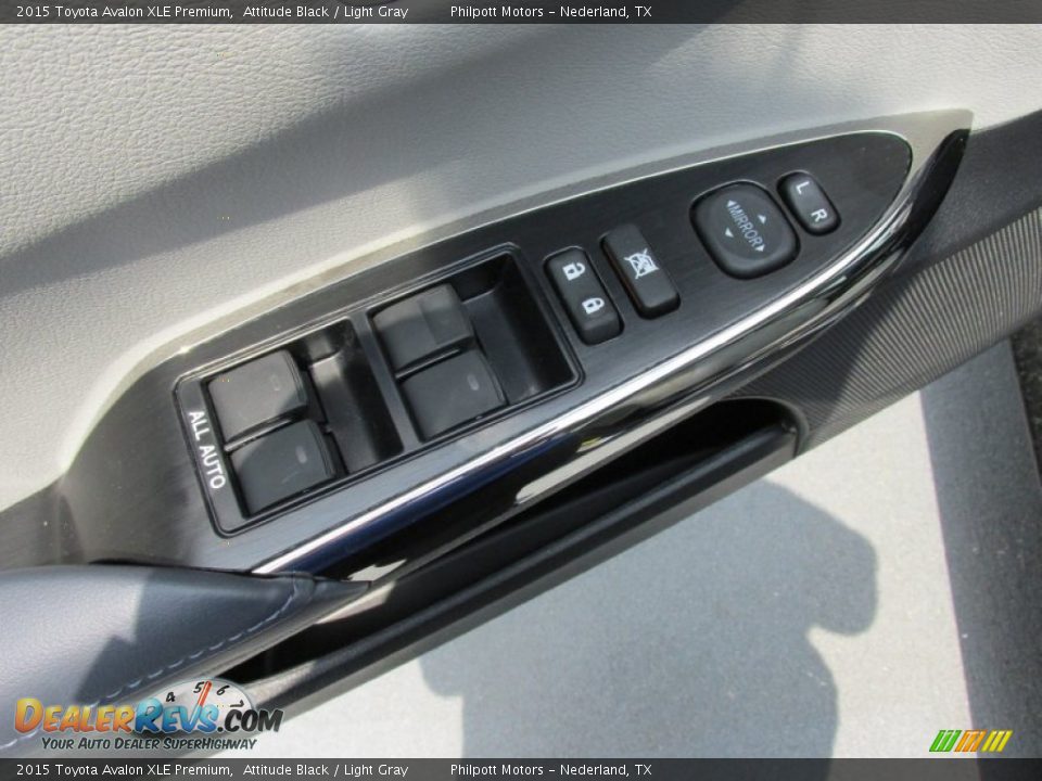 2015 Toyota Avalon XLE Premium Attitude Black / Light Gray Photo #20