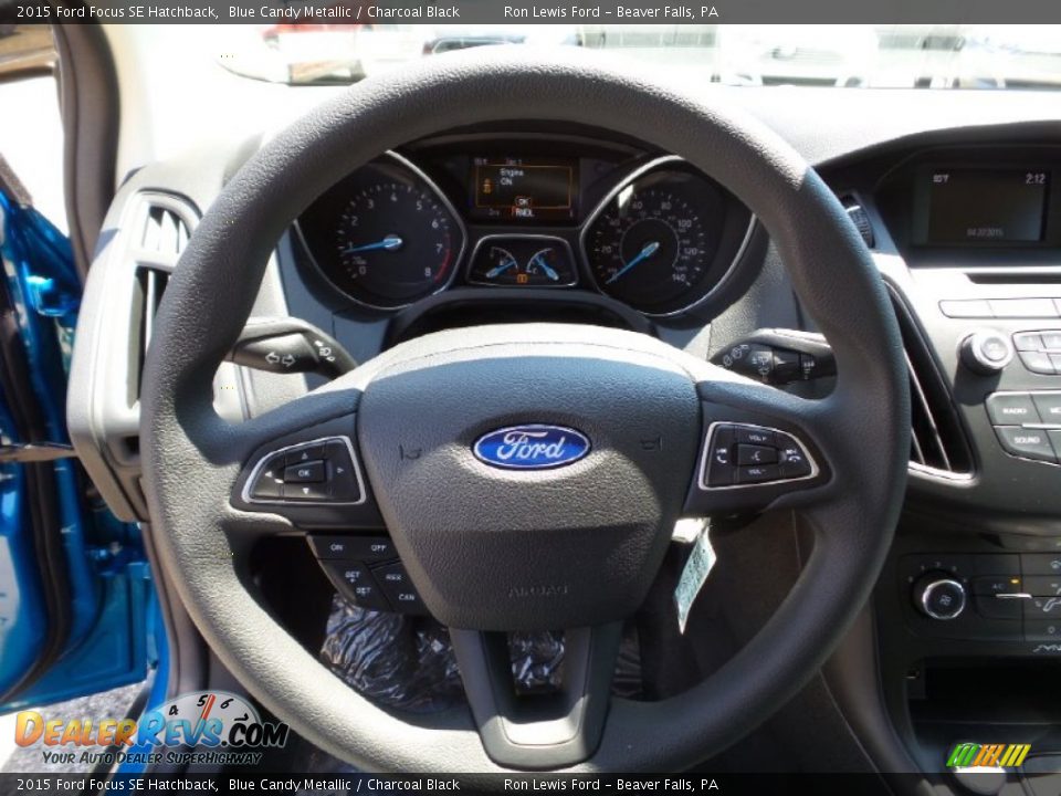 2015 Ford Focus SE Hatchback Blue Candy Metallic / Charcoal Black Photo #16