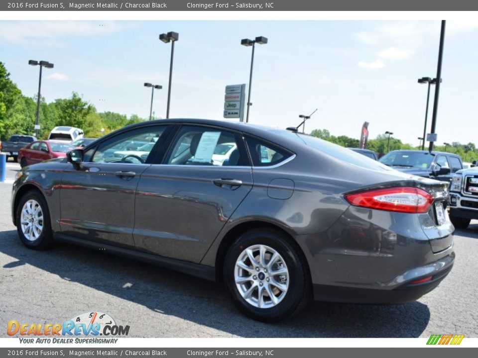 2016 Ford Fusion S Magnetic Metallic / Charcoal Black Photo #20