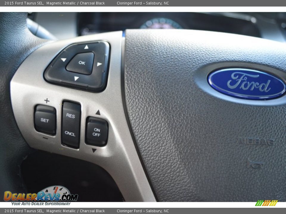 2015 Ford Taurus SEL Magnetic Metallic / Charcoal Black Photo #19
