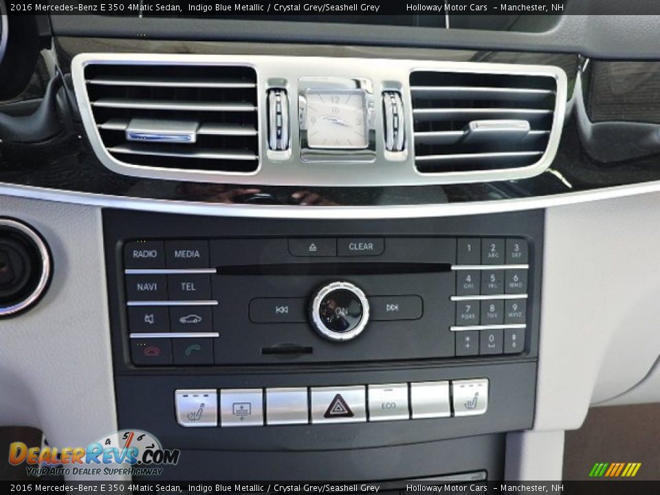 Controls of 2016 Mercedes-Benz E 350 4Matic Sedan Photo #8