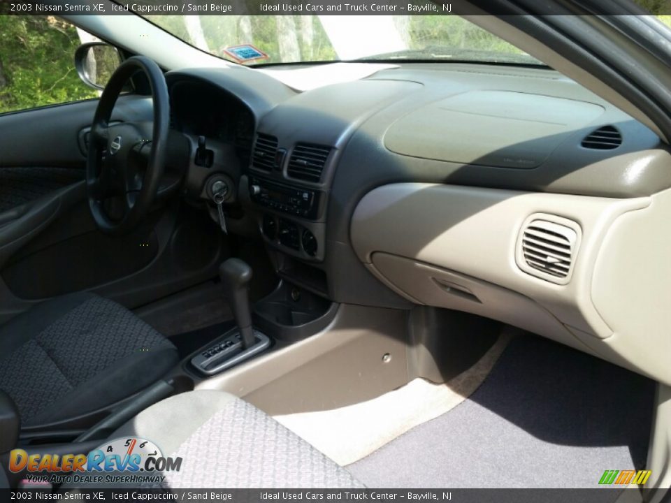 2003 Nissan Sentra XE Iced Cappuccino / Sand Beige Photo #22