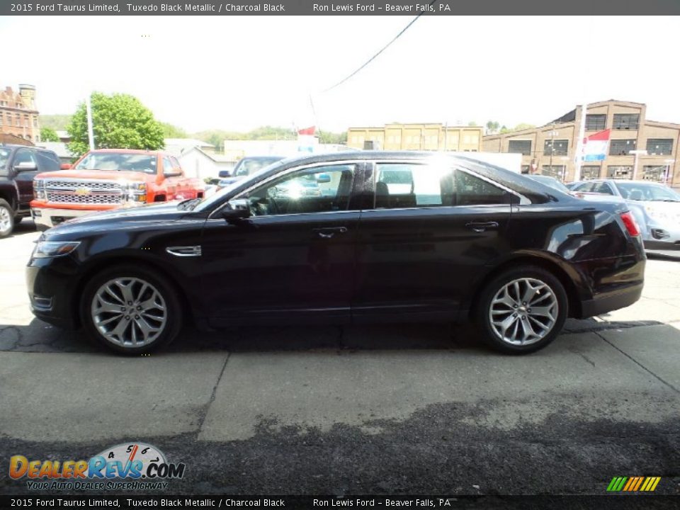 2015 Ford Taurus Limited Tuxedo Black Metallic / Charcoal Black Photo #5