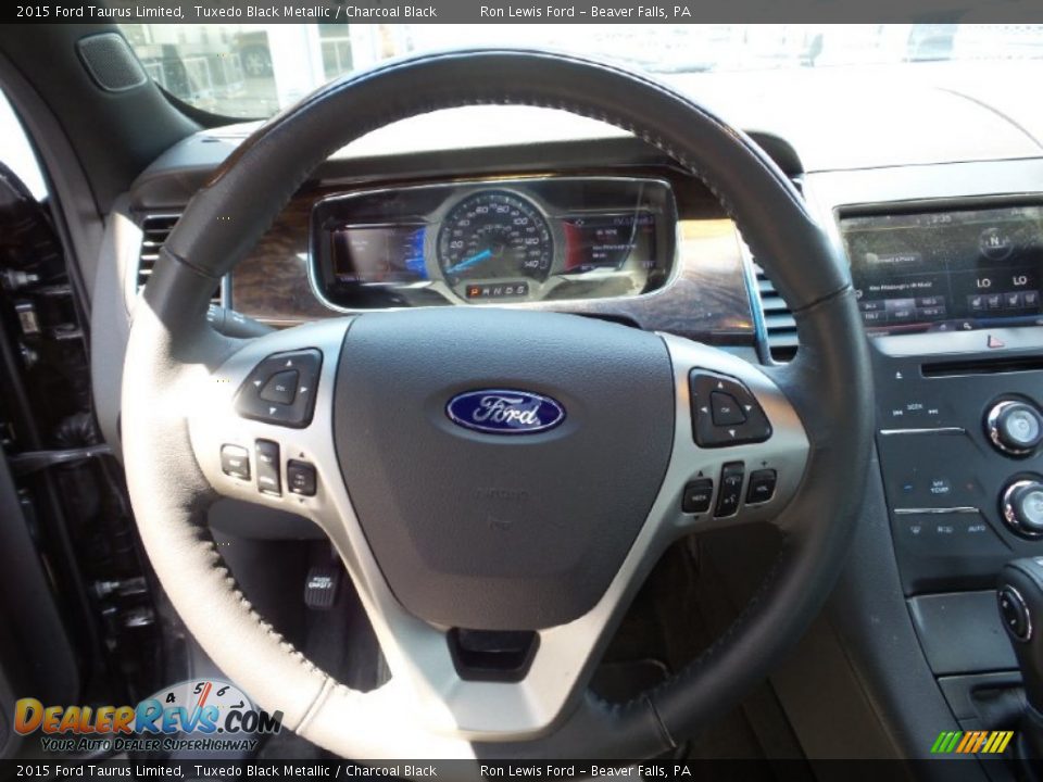 2015 Ford Taurus Limited Tuxedo Black Metallic / Charcoal Black Photo #16