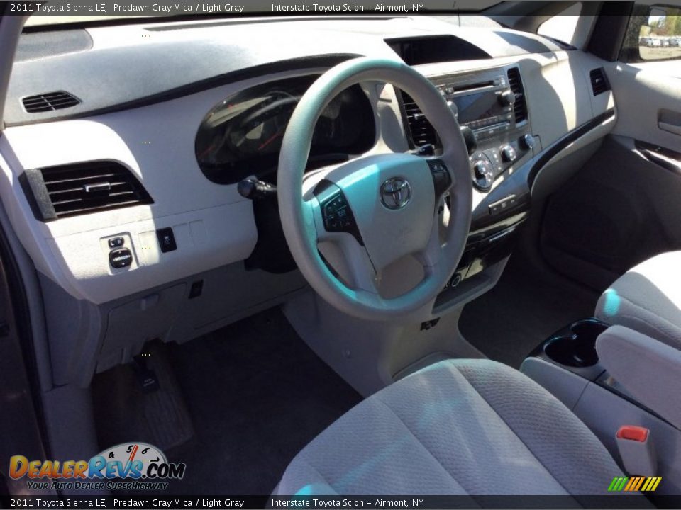 2011 Toyota Sienna LE Predawn Gray Mica / Light Gray Photo #9