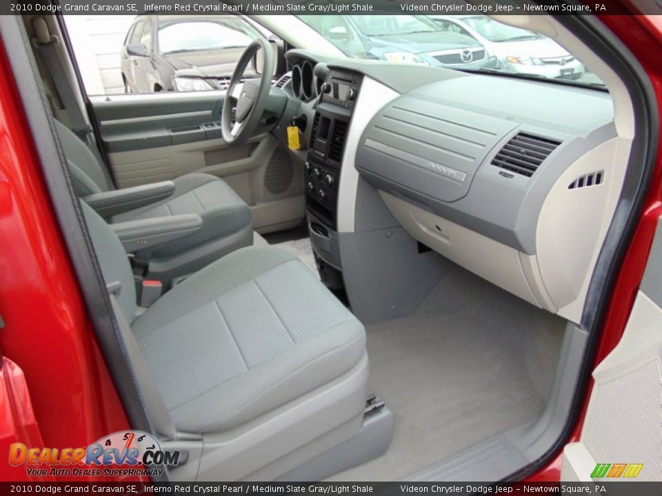 2010 Dodge Grand Caravan SE Inferno Red Crystal Pearl / Medium Slate Gray/Light Shale Photo #18