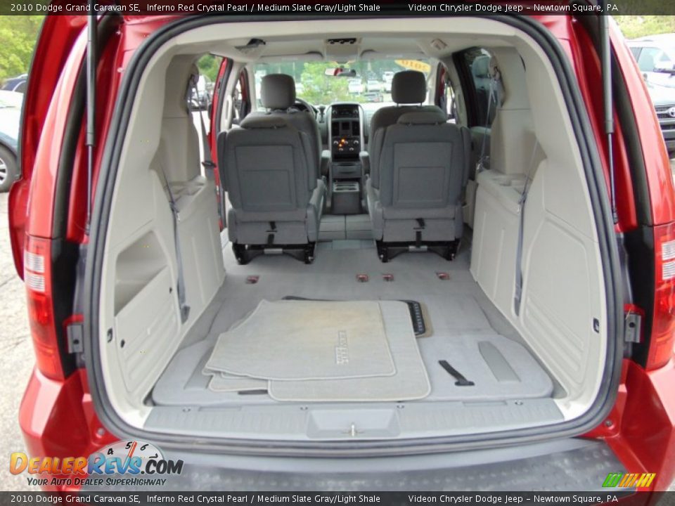 2010 Dodge Grand Caravan SE Inferno Red Crystal Pearl / Medium Slate Gray/Light Shale Photo #24