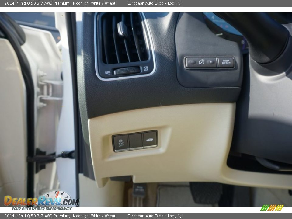 2014 Infiniti Q 50 3.7 AWD Premium Moonlight White / Wheat Photo #19