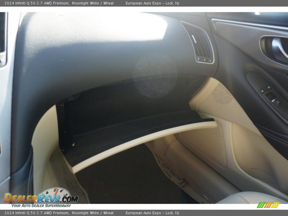 2014 Infiniti Q 50 3.7 AWD Premium Moonlight White / Wheat Photo #29