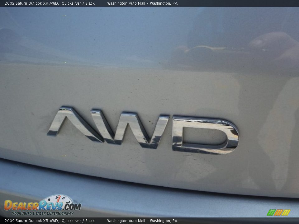 2009 Saturn Outlook XR AWD Quicksilver / Black Photo #10
