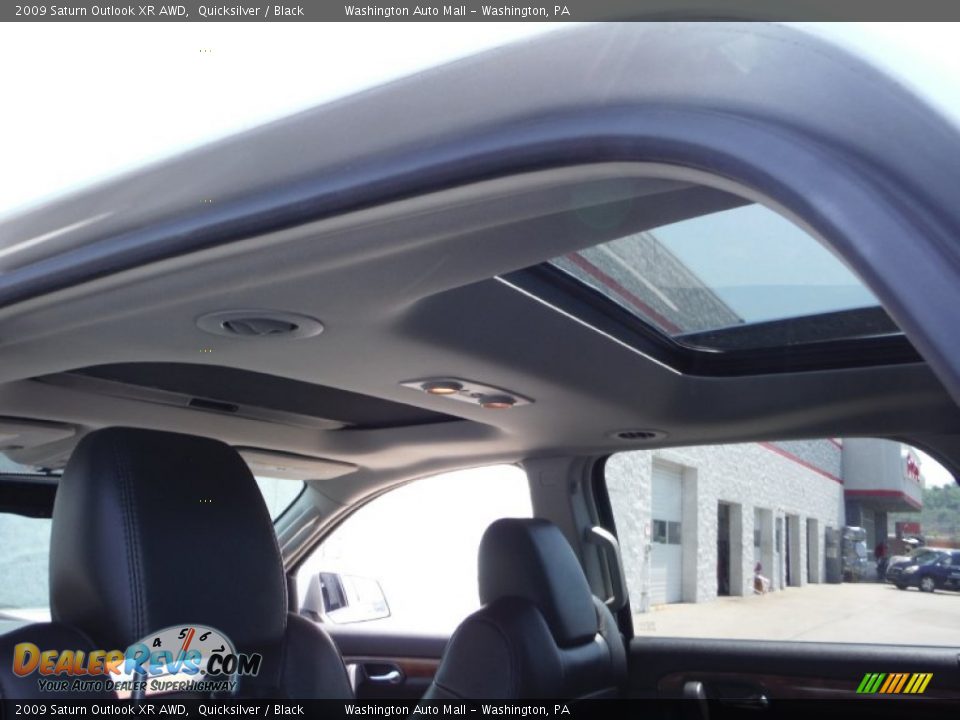 2009 Saturn Outlook XR AWD Quicksilver / Black Photo #12