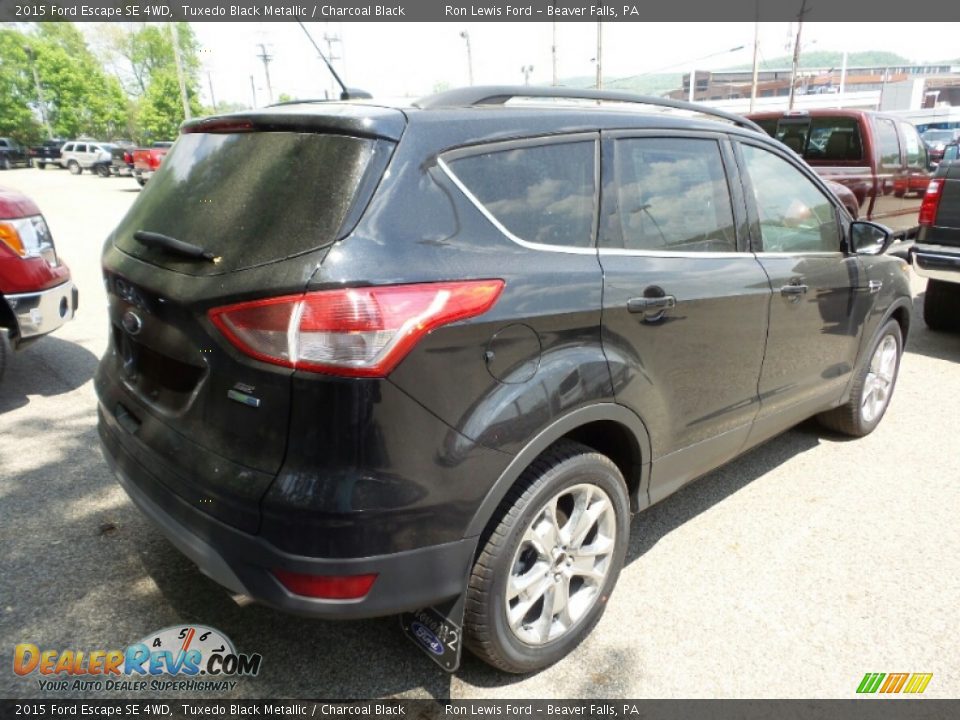 2015 Ford Escape SE 4WD Tuxedo Black Metallic / Charcoal Black Photo #3