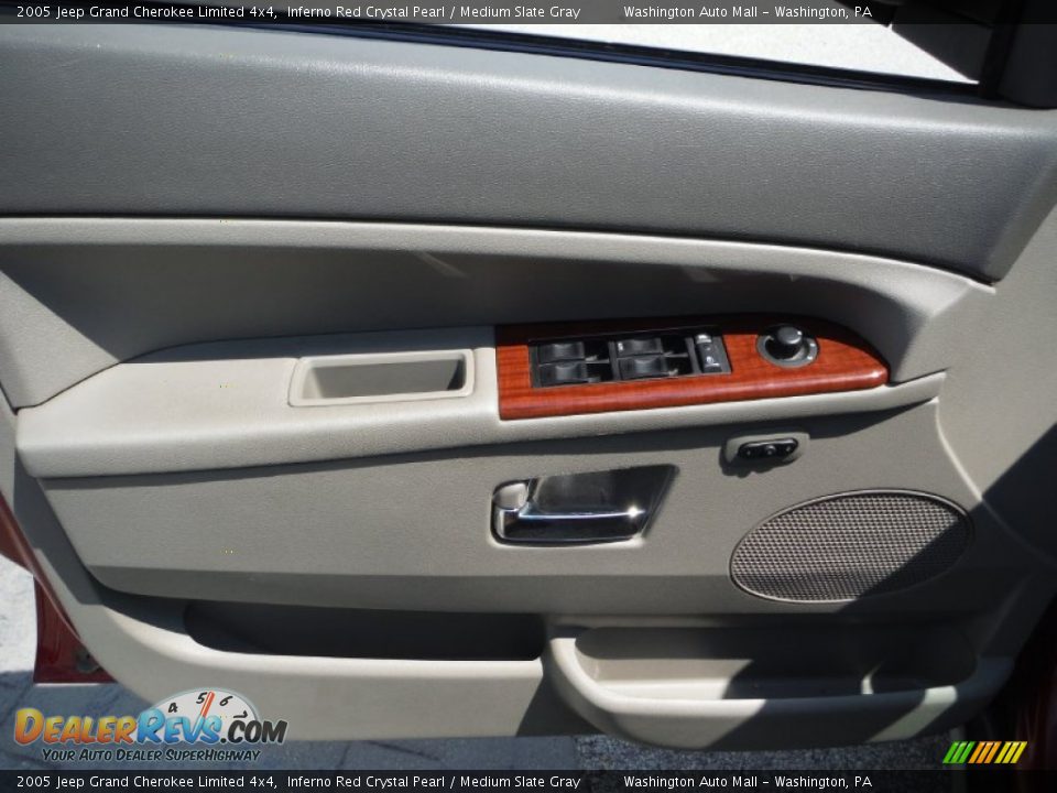 2005 Jeep Grand Cherokee Limited 4x4 Inferno Red Crystal Pearl / Medium Slate Gray Photo #10