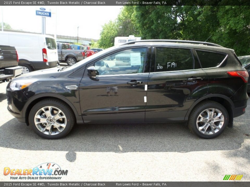 2015 Ford Escape SE 4WD Tuxedo Black Metallic / Charcoal Black Photo #7