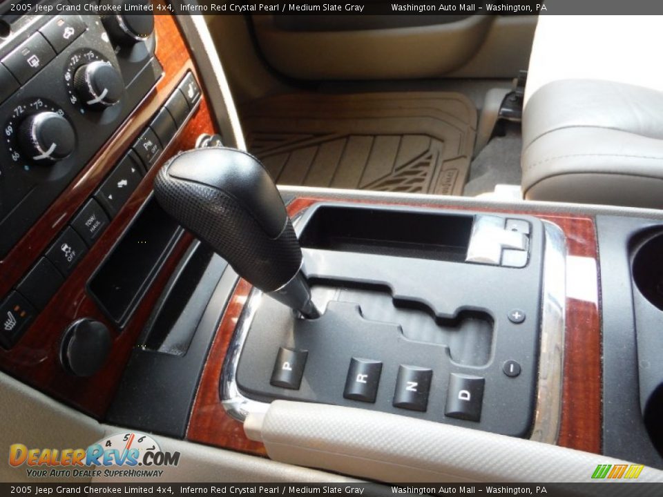 2005 Jeep Grand Cherokee Limited 4x4 Inferno Red Crystal Pearl / Medium Slate Gray Photo #16