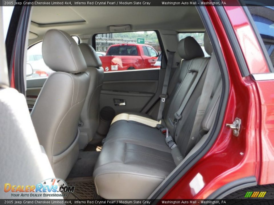 2005 Jeep Grand Cherokee Limited 4x4 Inferno Red Crystal Pearl / Medium Slate Gray Photo #17