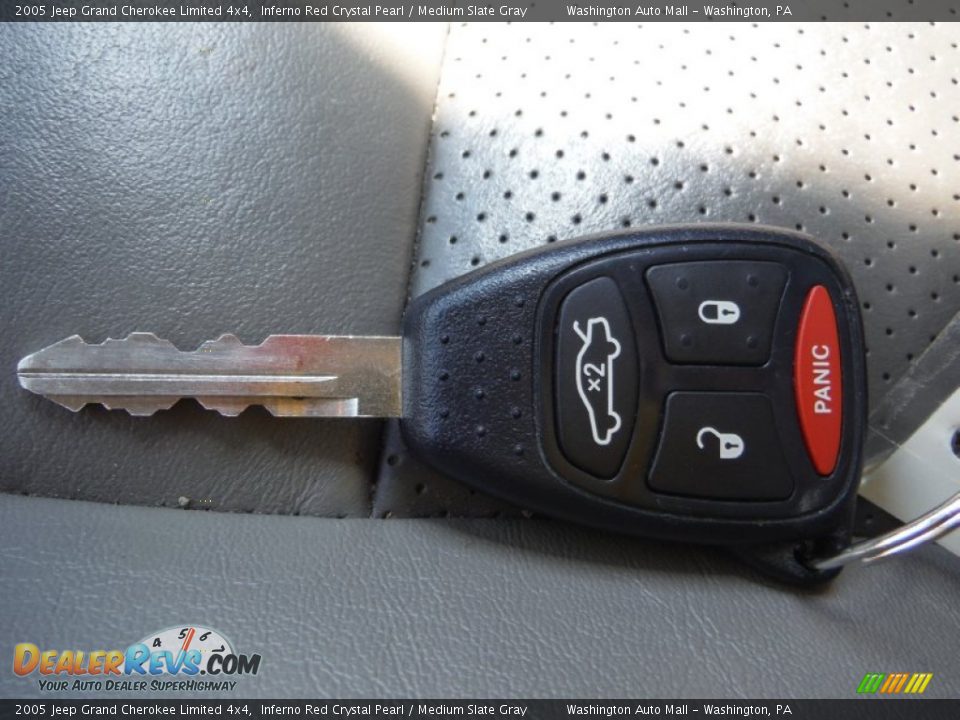 2005 Jeep Grand Cherokee Limited 4x4 Inferno Red Crystal Pearl / Medium Slate Gray Photo #18