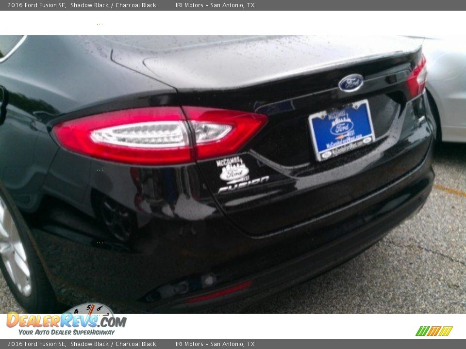 2016 Ford Fusion SE Shadow Black / Charcoal Black Photo #9
