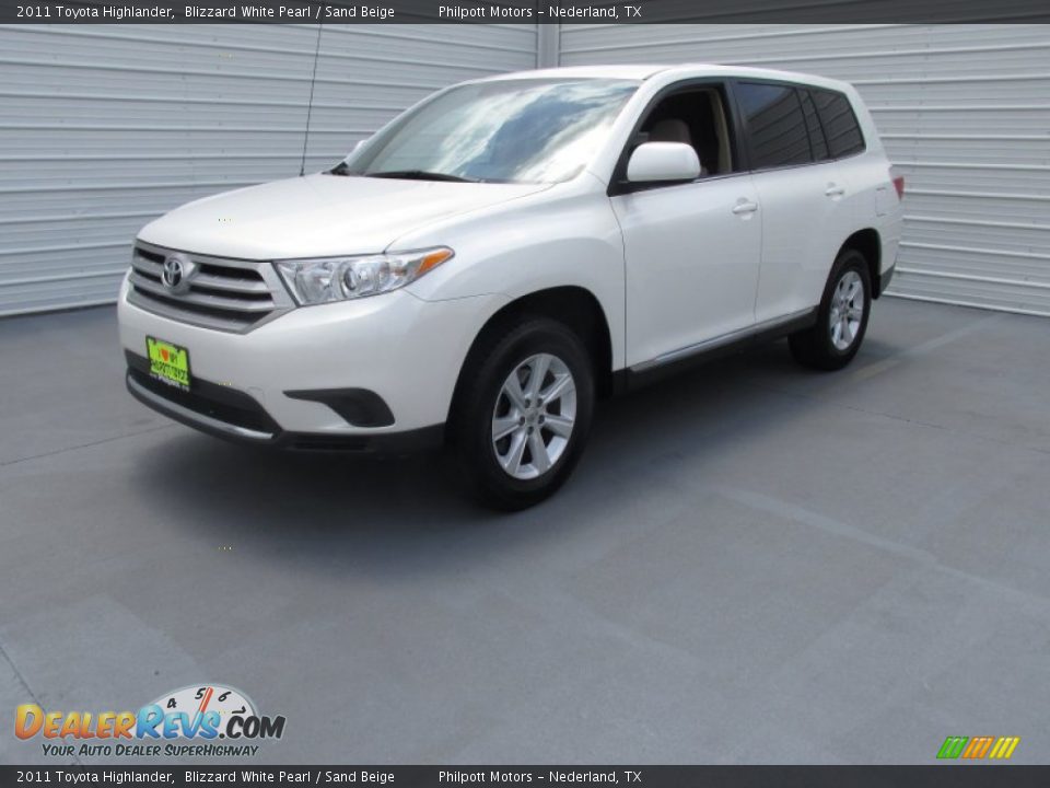 2011 Toyota Highlander Blizzard White Pearl / Sand Beige Photo #4