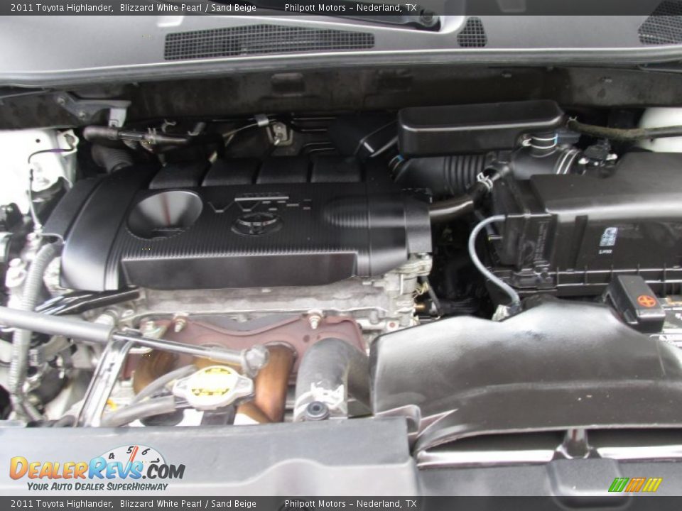 2011 Toyota Highlander Blizzard White Pearl / Sand Beige Photo #21