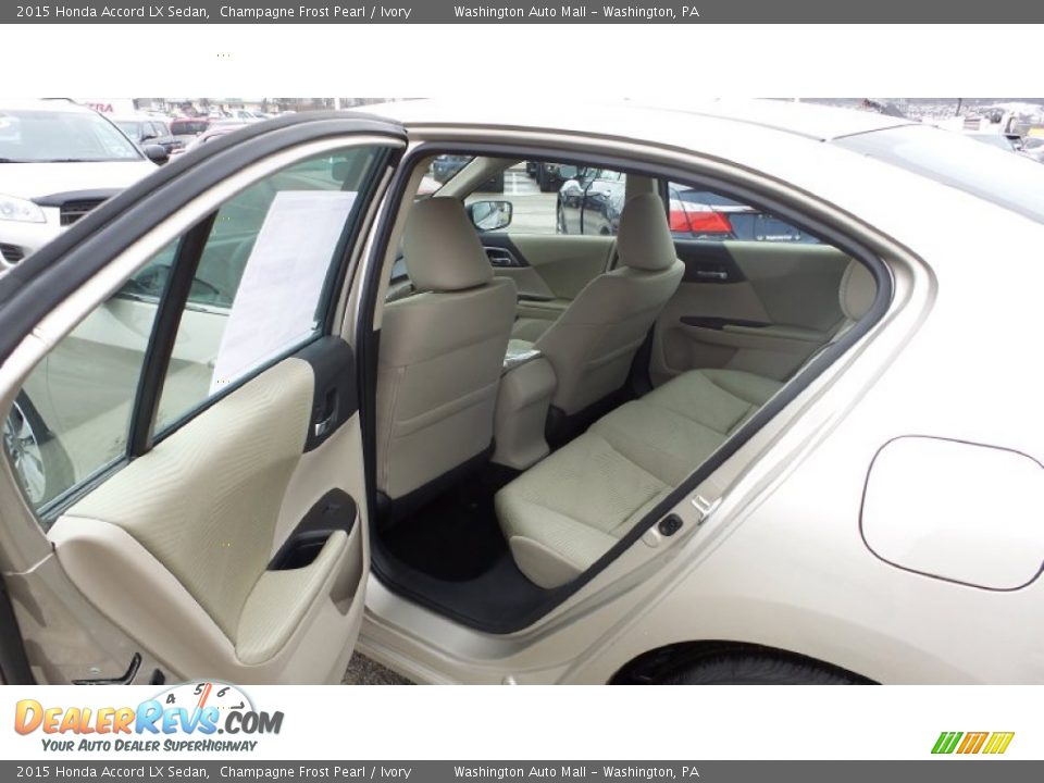 2015 Honda Accord LX Sedan Champagne Frost Pearl / Ivory Photo #13
