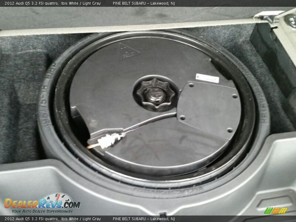 2012 Audi Q5 3.2 FSI quattro Ibis White / Light Gray Photo #10