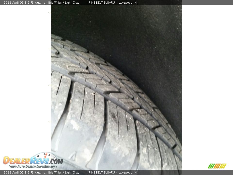 2012 Audi Q5 3.2 FSI quattro Ibis White / Light Gray Photo #24