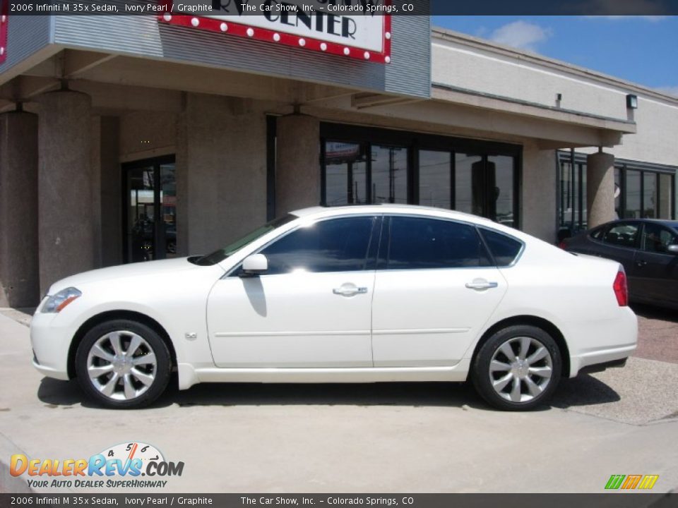 2006 Infiniti M 35x Sedan Ivory Pearl / Graphite Photo #2