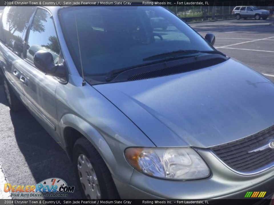2004 Chrysler Town & Country LX Satin Jade Pearlcoat / Medium Slate Gray Photo #2