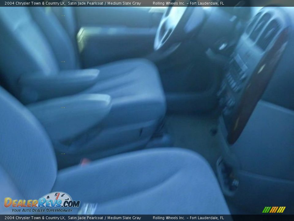 2004 Chrysler Town & Country LX Satin Jade Pearlcoat / Medium Slate Gray Photo #3