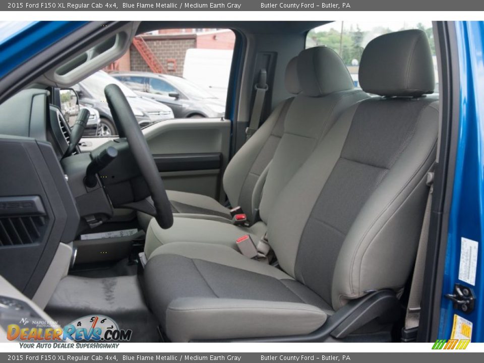 Front Seat of 2015 Ford F150 XL Regular Cab 4x4 Photo #6
