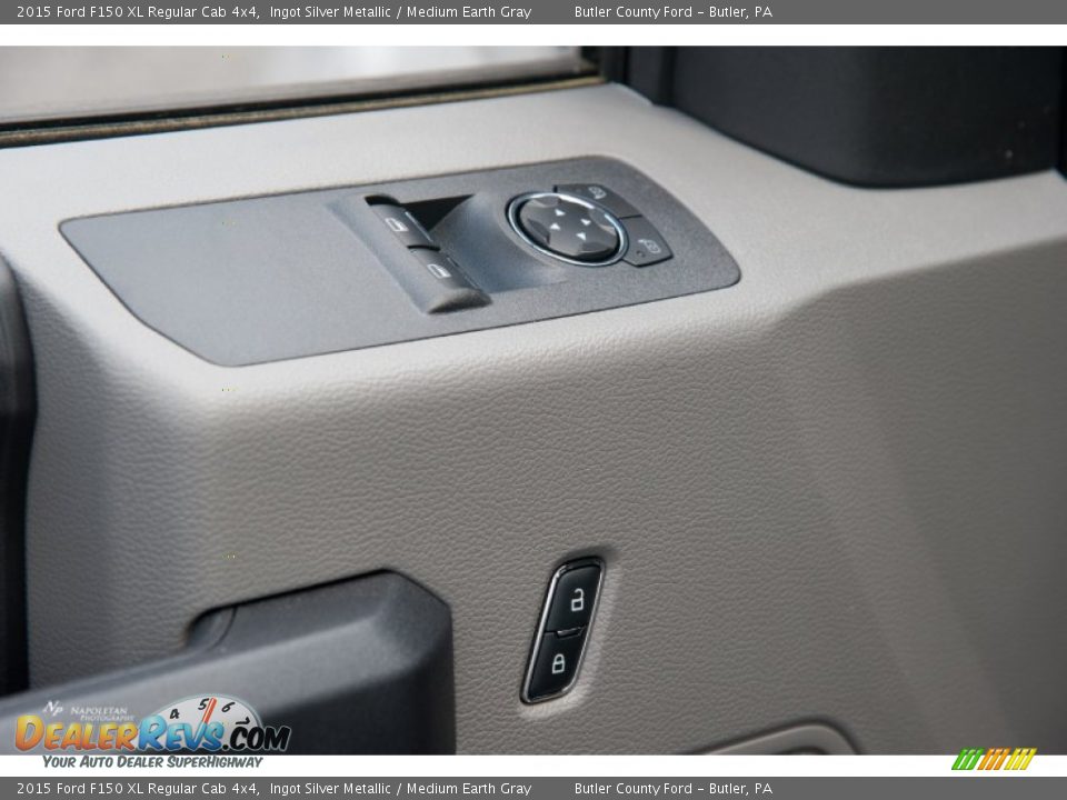 2015 Ford F150 XL Regular Cab 4x4 Ingot Silver Metallic / Medium Earth Gray Photo #6