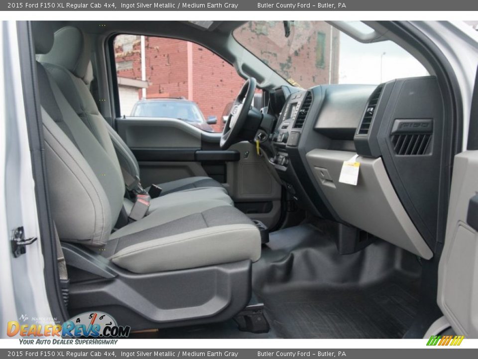 2015 Ford F150 XL Regular Cab 4x4 Ingot Silver Metallic / Medium Earth Gray Photo #8
