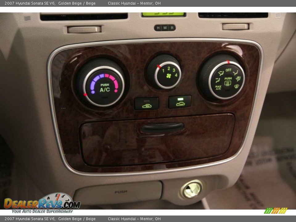 2007 Hyundai Sonata SE V6 Golden Beige / Beige Photo #10