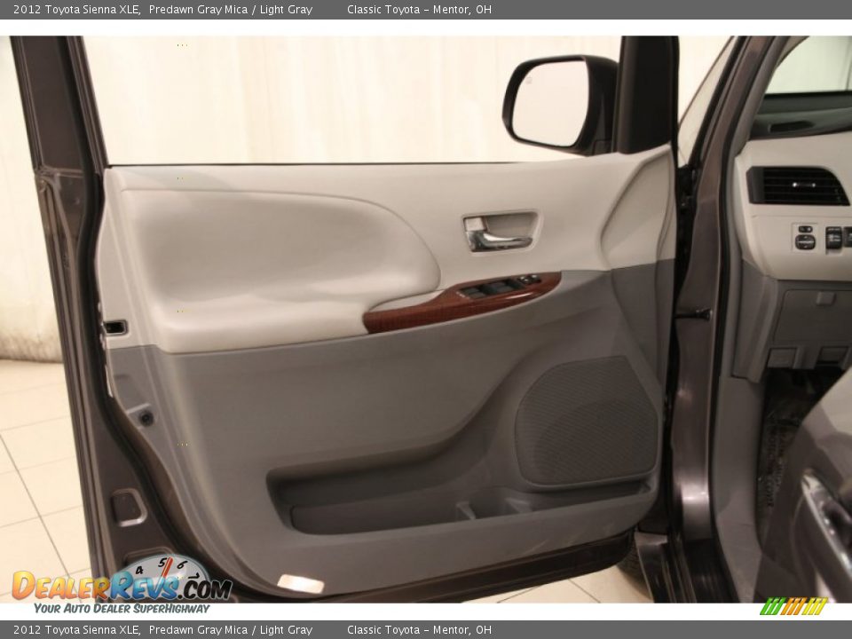 2012 Toyota Sienna XLE Predawn Gray Mica / Light Gray Photo #4