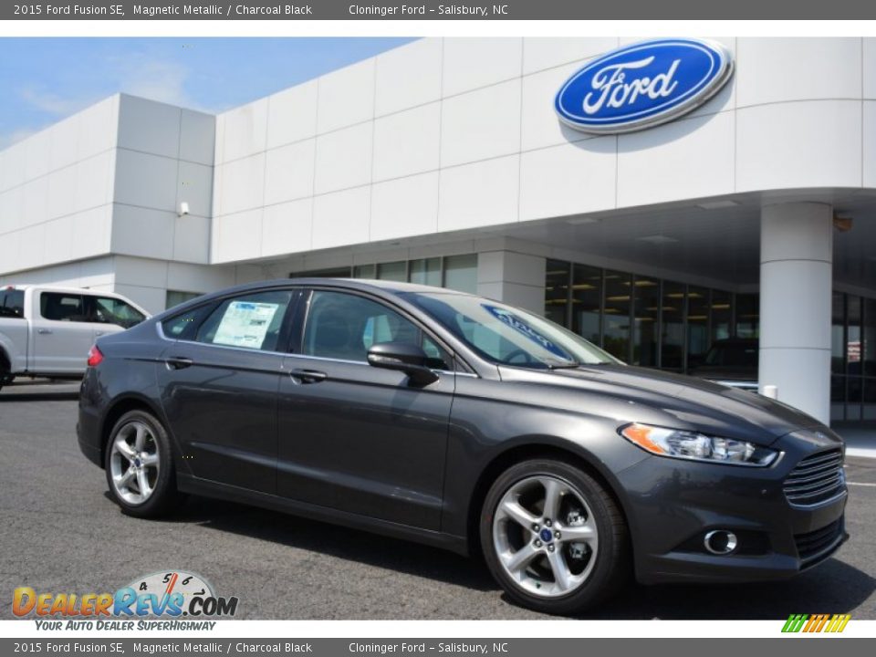 2015 Ford Fusion SE Magnetic Metallic / Charcoal Black Photo #1