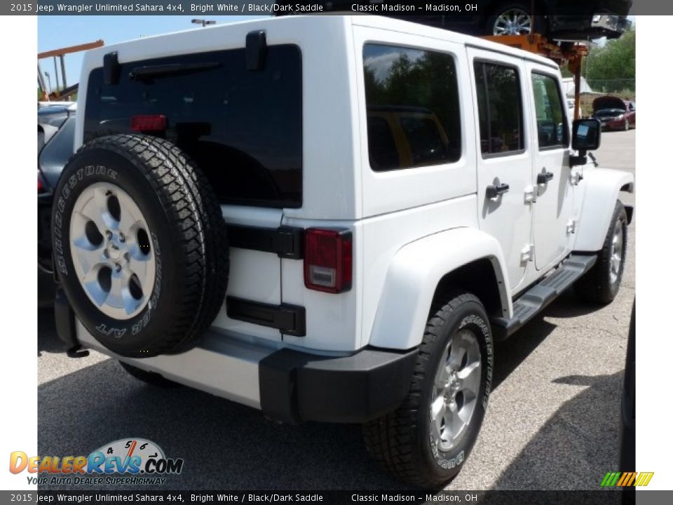 2015 Jeep Wrangler Unlimited Sahara 4x4 Bright White / Black/Dark Saddle Photo #2